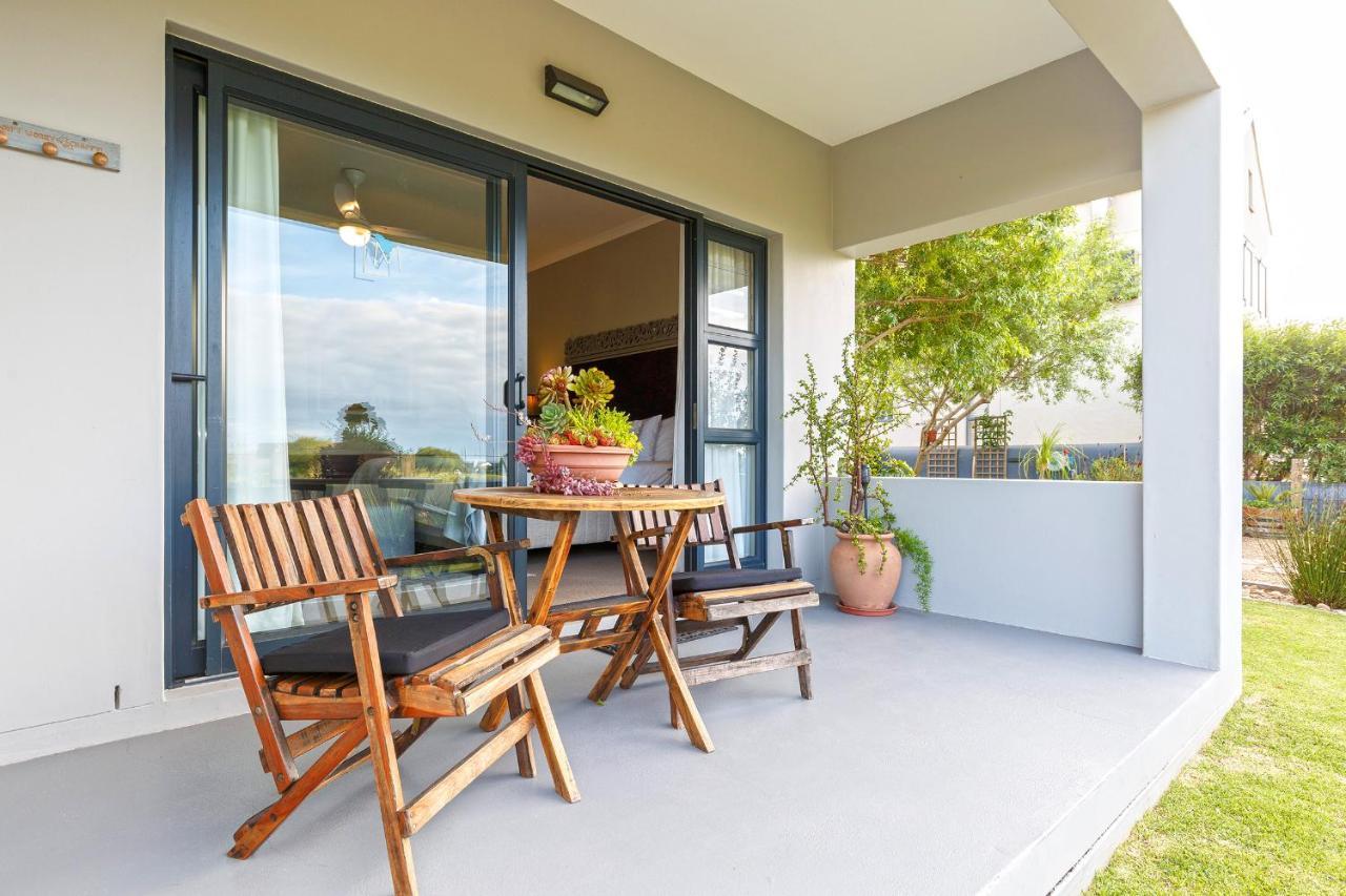 Le Mahi Guest House Langebaan Εξωτερικό φωτογραφία