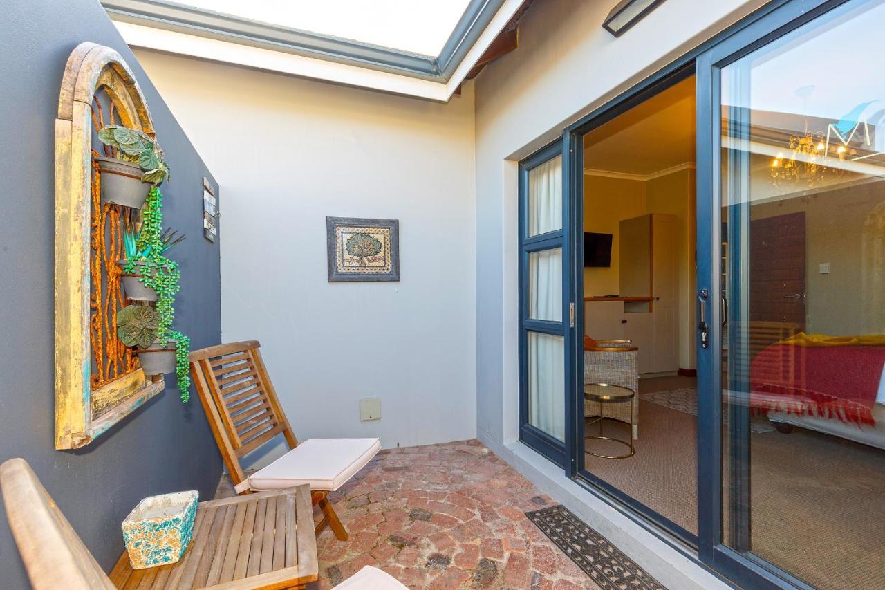 Le Mahi Guest House Langebaan Εξωτερικό φωτογραφία